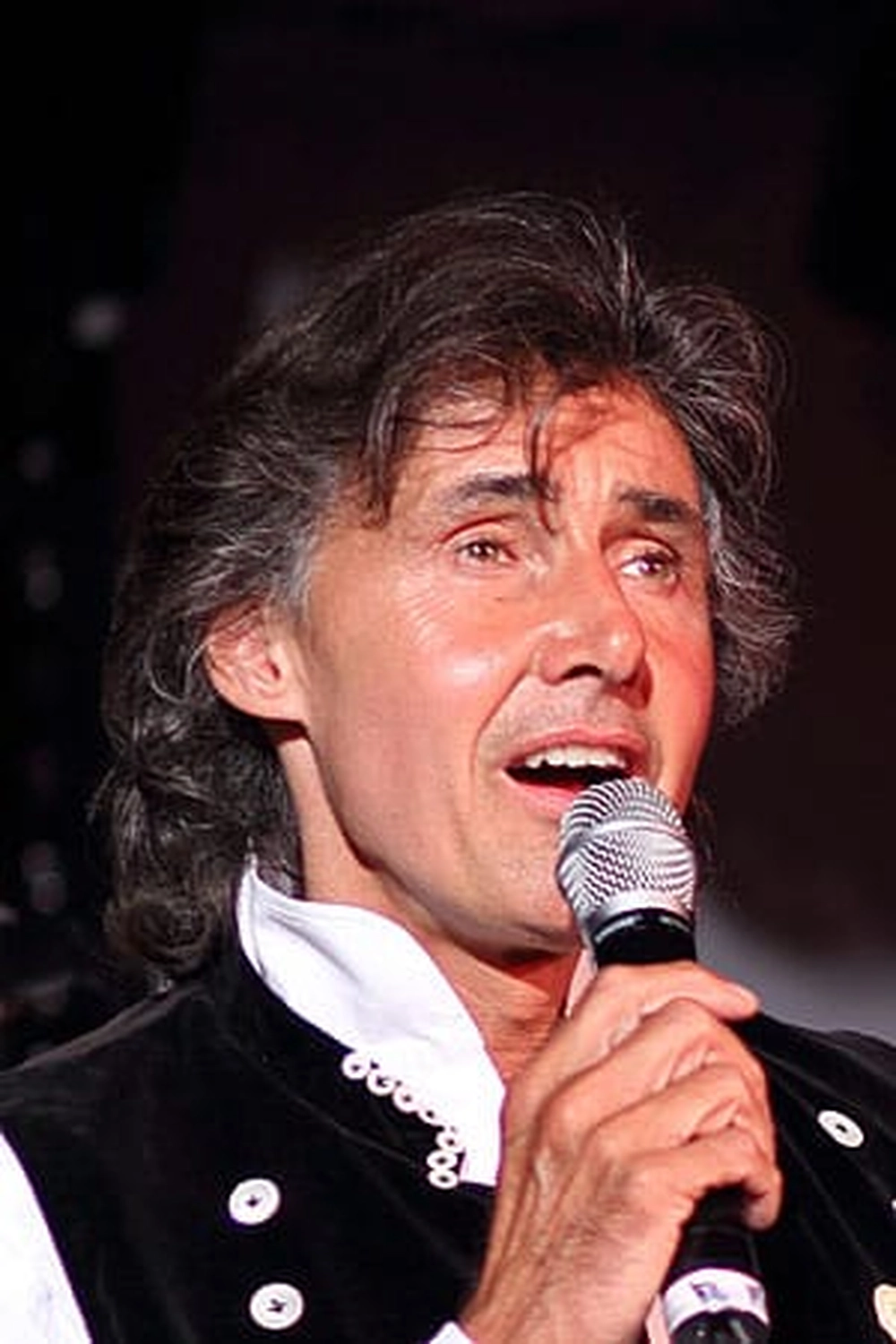 Sänger - Schlagersänger für Tanzveranstaltungen & Konzerte - Michael Kastel singt