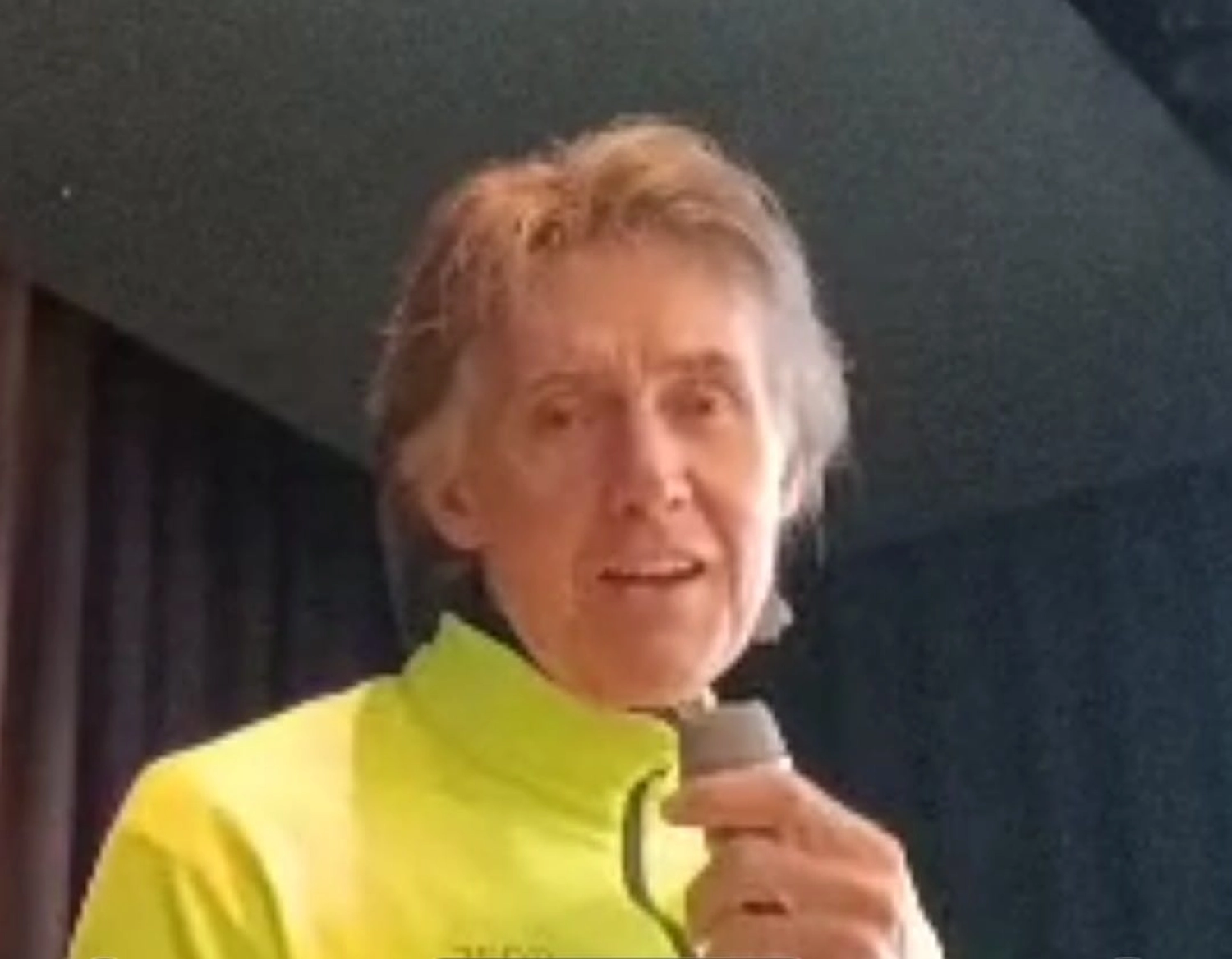 Sänger - Schlagersänger für Tanzveranstaltungen & Konzerte - Michael Kastel singt