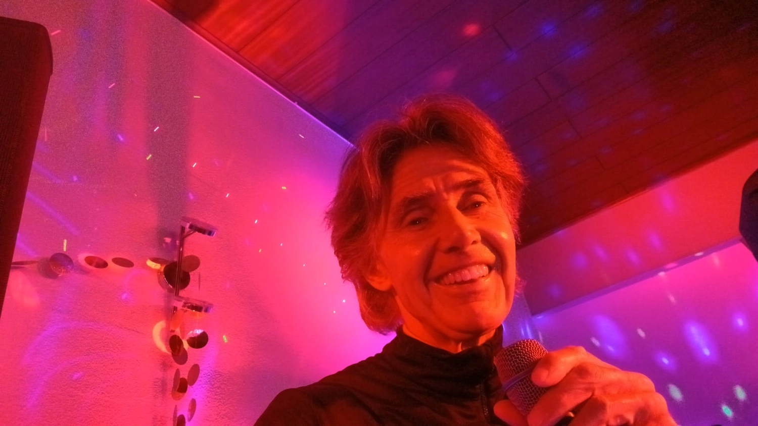 Sänger - Schlagersänger für Tanzveranstaltungen & Konzerte - Michael Kastel singt