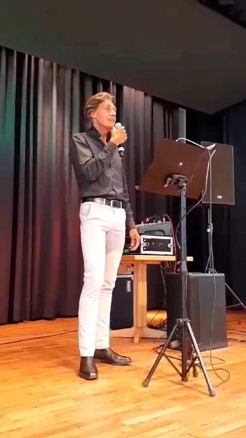 Sänger - Schlagersänger für Tanzveranstaltungen & Konzerte - Michael Kastel singt